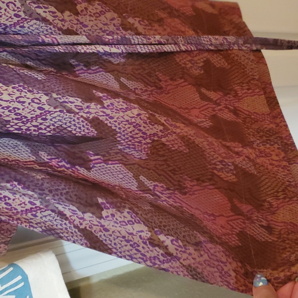 Pretty Silky Snake Printed Dress View 2